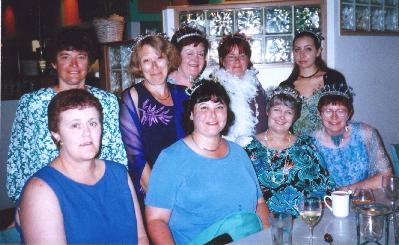 The queens at dinner